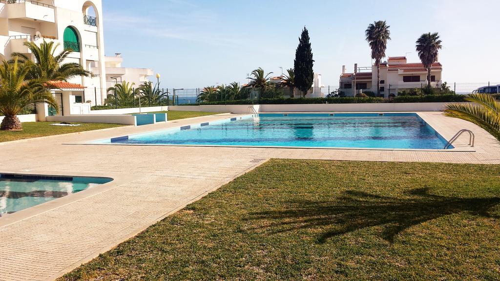 Ns Guesthouse Armação de Pêra 外观 照片